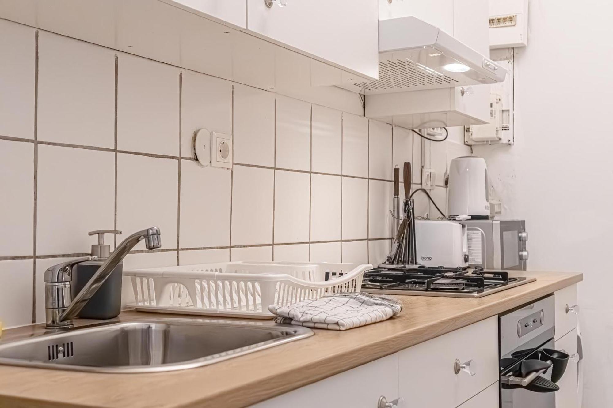 Budget-Friendly 2Br Apt With Great Location Lejlighed Wien Eksteriør billede