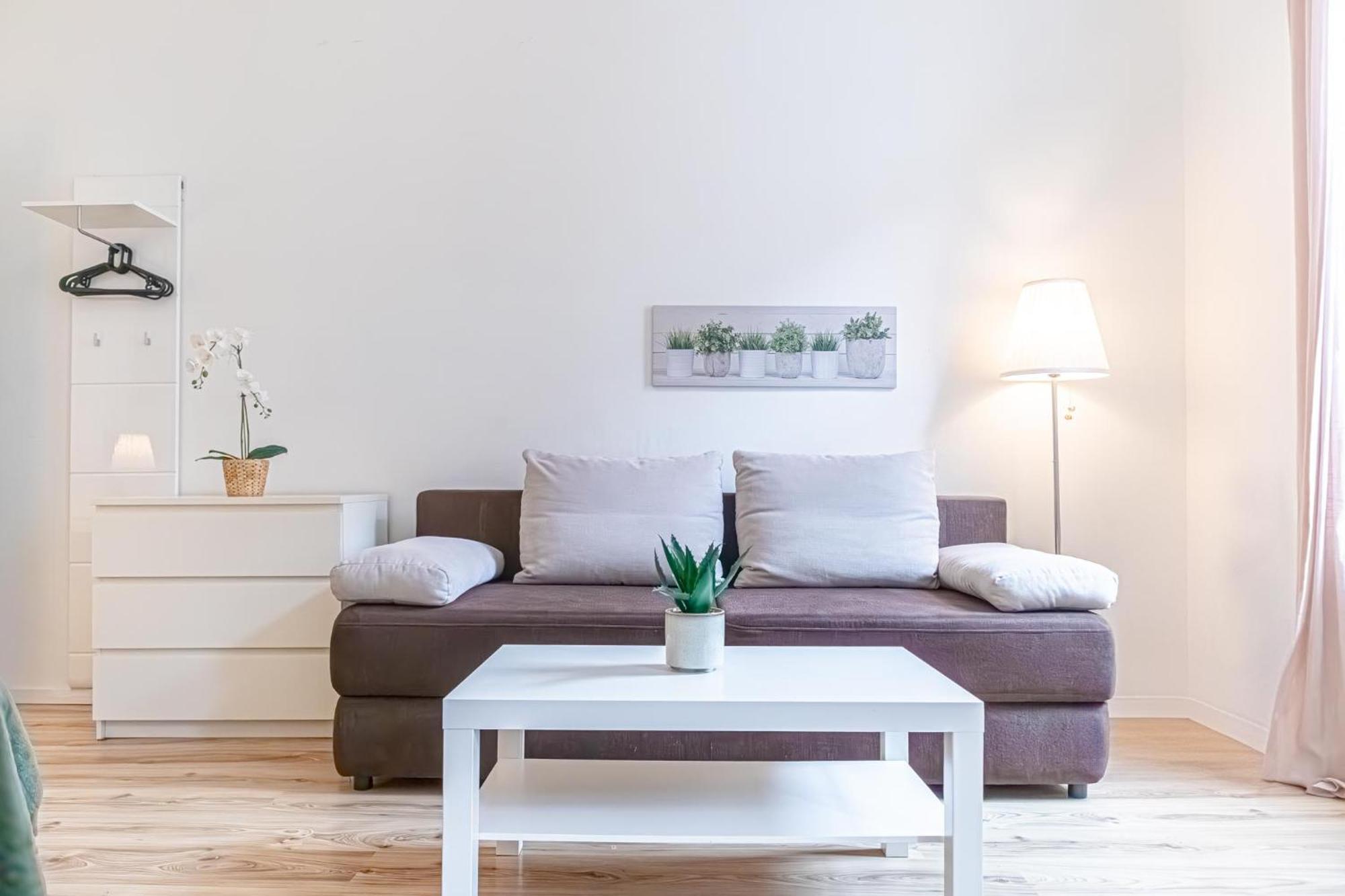 Budget-Friendly 2Br Apt With Great Location Lejlighed Wien Eksteriør billede